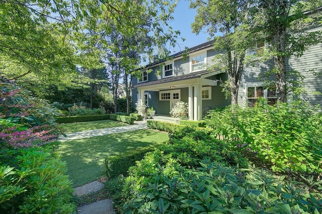 Building Photo - 5Bd/3.5Ba Medina House