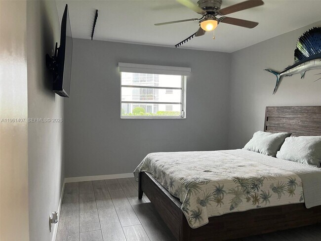 Building Photo - 700 Layne Blvd