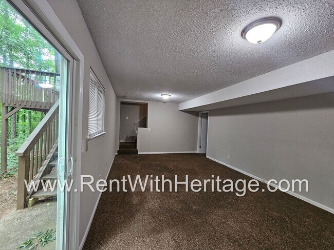 Building Photo - Gorgeous 4bd / 2.5 in Popular Arbor Statio...