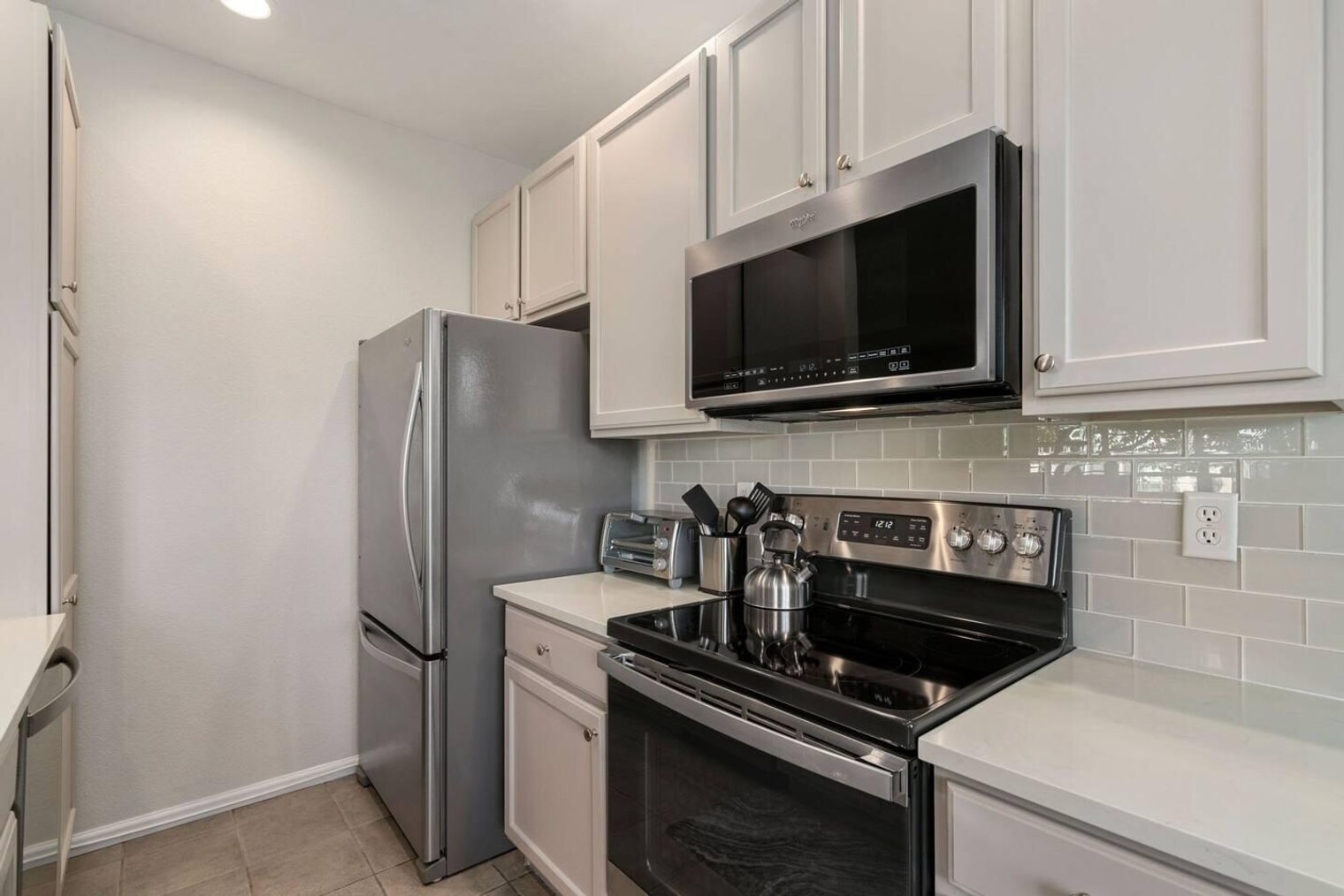 Building Photo - 2667 Whitetail Cir