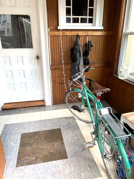 Mudroom - 8 Perry St