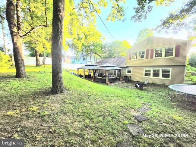 Building Photo - 1405 Peachwood Ln