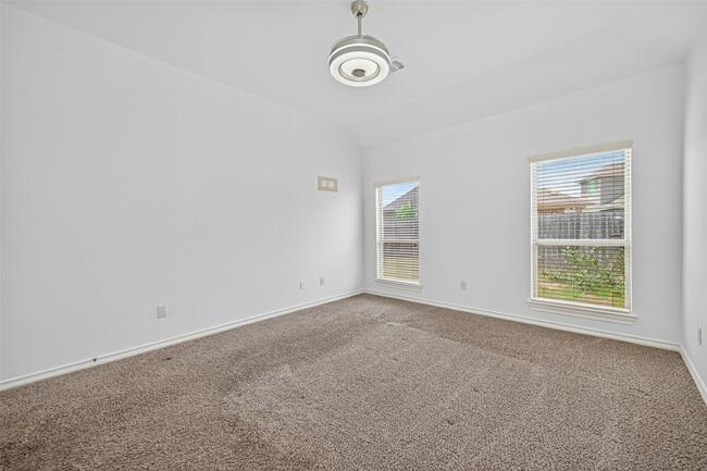 Building Photo - 2019 Argos Dr