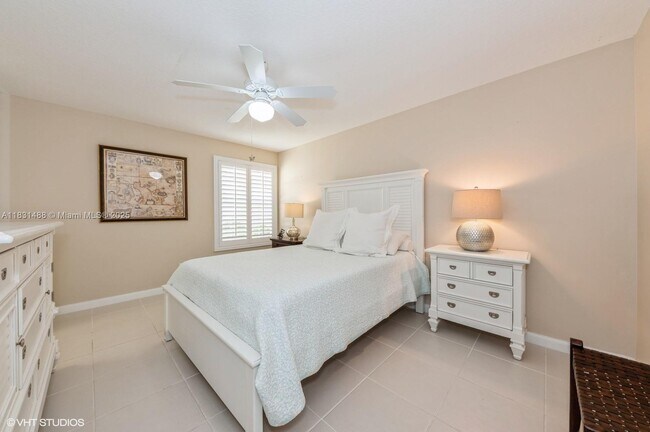 Building Photo - 8163 Montserrat Pl