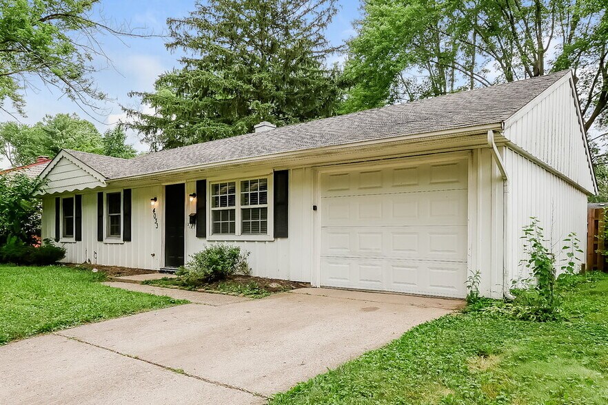 Building Photo - 4033 Arborcrest Dr