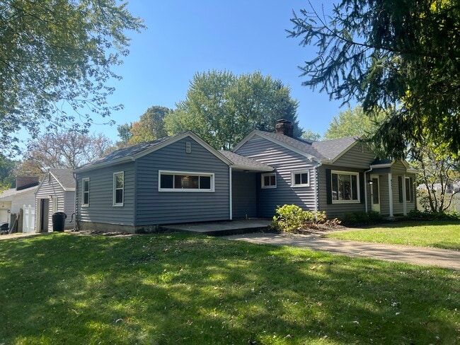 Building Photo - 3591 Harry Truman Dr