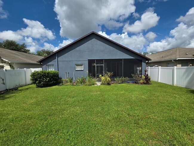 Building Photo - 3214 Prairie Iris Dr