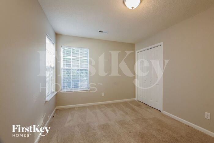 Building Photo - 812 Silver Ct