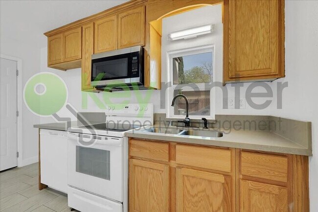 Building Photo - 3815 Magenta Aly