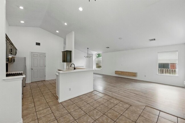 Building Photo - 8717 Corran Ferry Dr