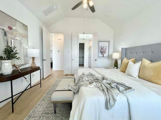 Building Photo - 1116 Addison Ln