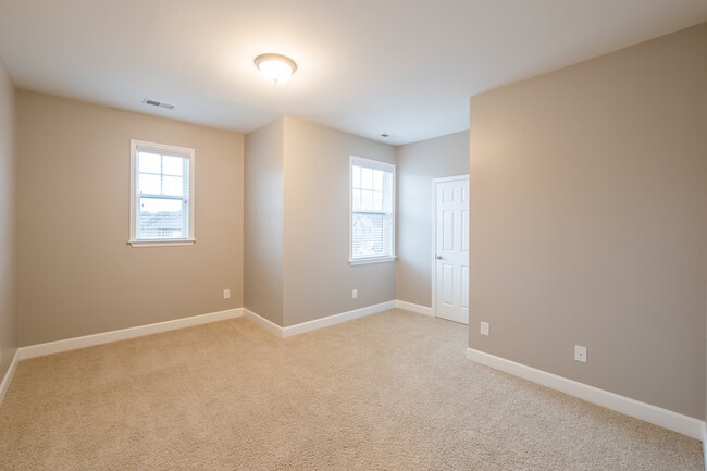 Building Photo - 3633 Ashcroft Bend