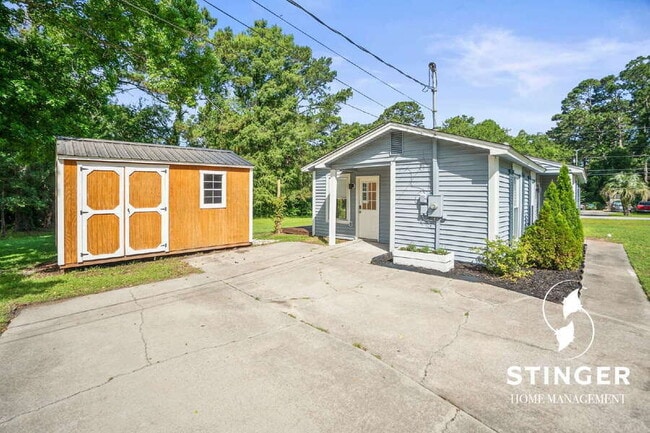 Building Photo - 1713 Drayton Dr
