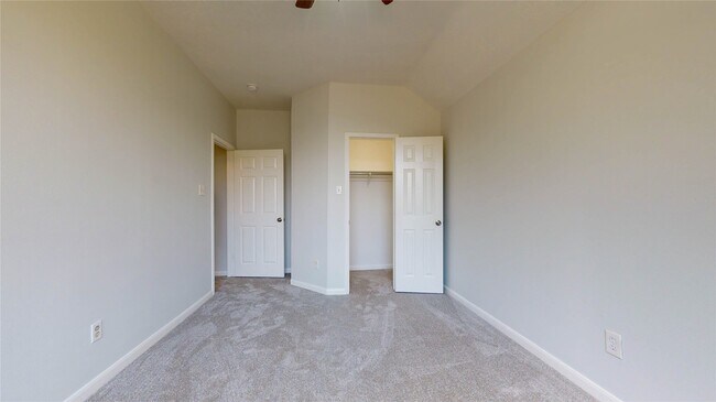 Building Photo - 15319 Cobblestone Point Ct