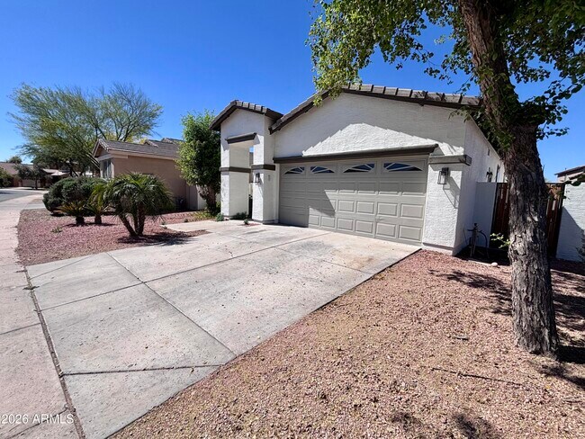 Building Photo - 5606 W St Anne Ave