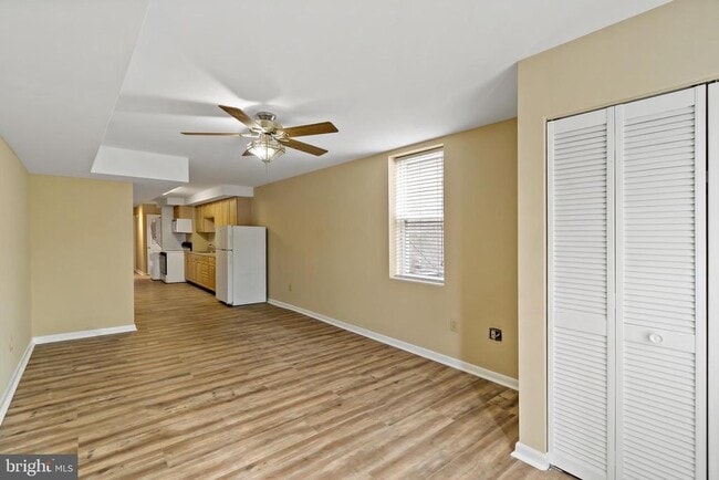 Building Photo - 2537 S Broad St