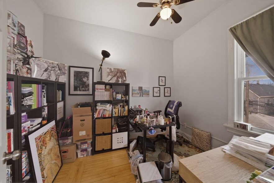 Building Photo - 3841 N Bernard St