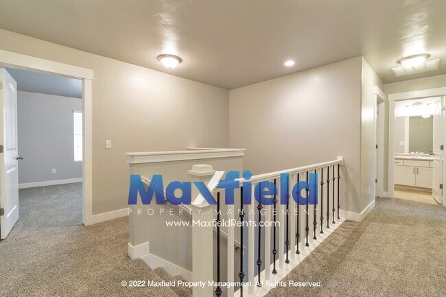Building Photo - LEASE SPECIAL - 3BD, 2.5 BA, 2GA Draper townhome with super fast fiber internet