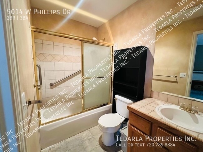 Building Photo - 9014 W Phillips Dr