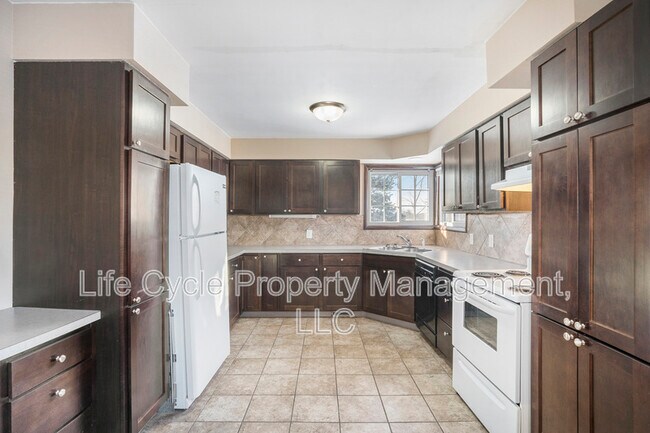 Building Photo - 10764 64th Ave