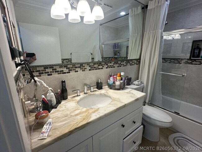 Building Photo - 3801 Inlet Cir