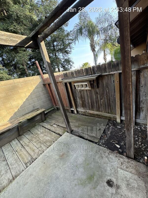 Building Photo - 1270 Tustin Cir