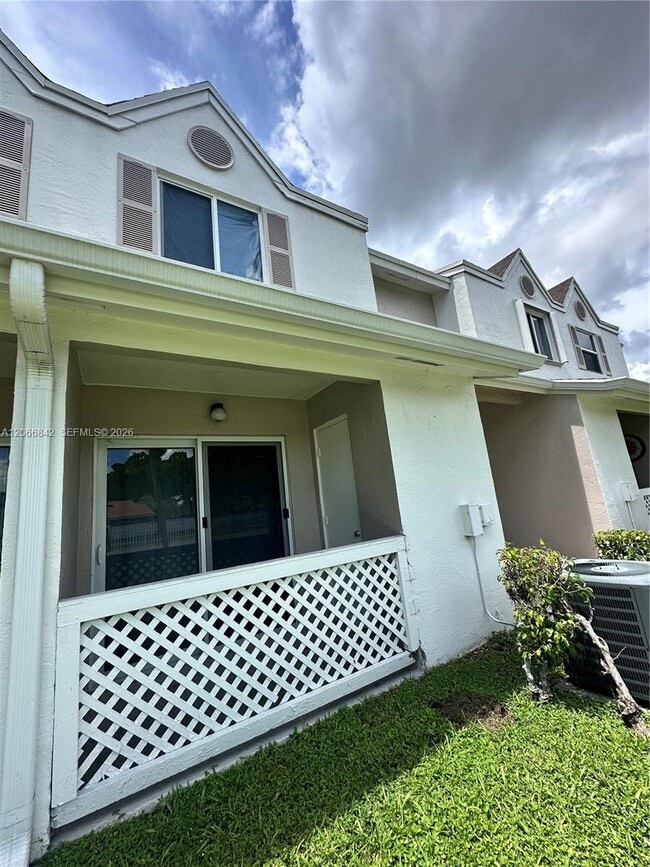 Building Photo - 17515 NW 67th Ct