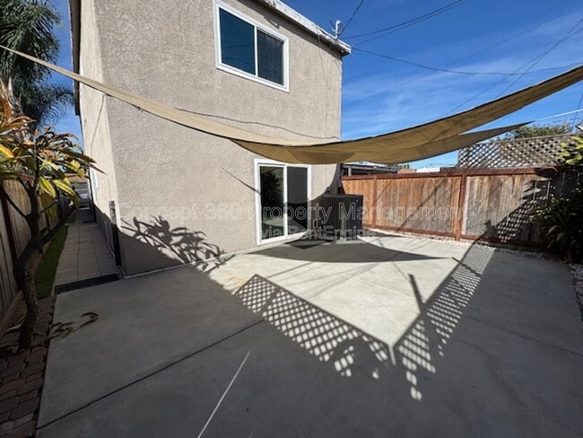 Building Photo - 13646 Verdura Ave