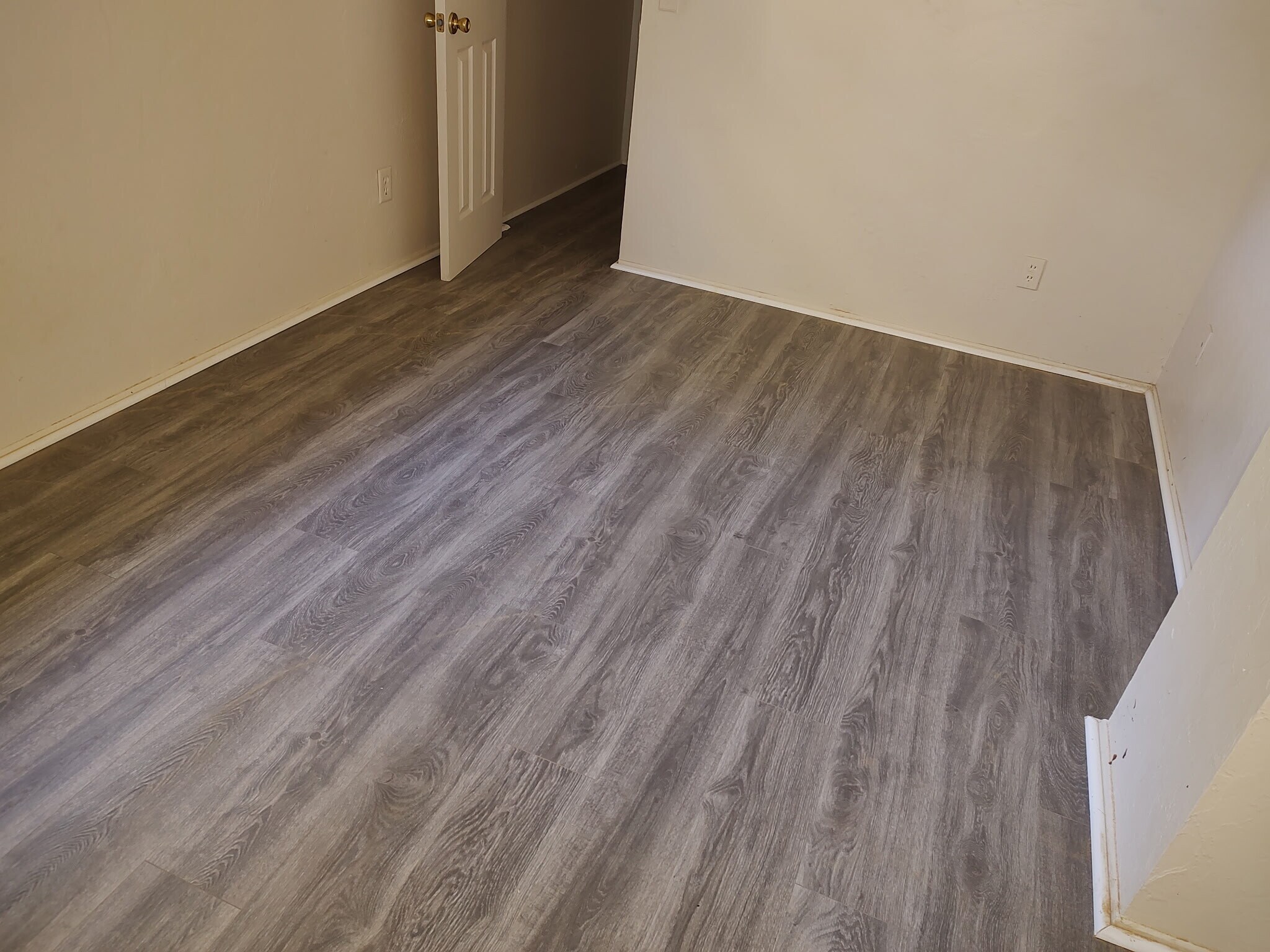 Building Photo - 538 State St