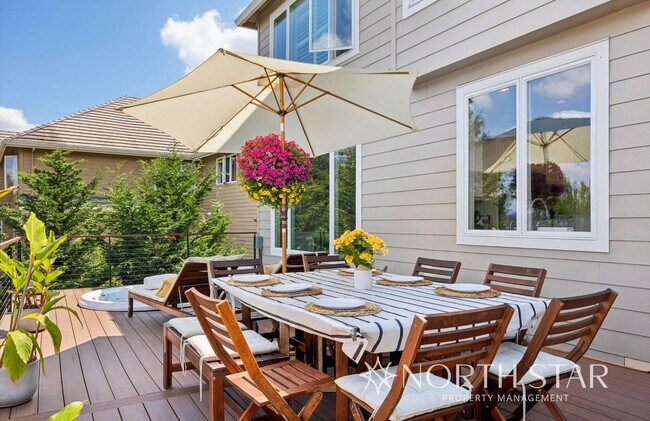Building Photo - Beautiful Home with Mountain Views in the ...