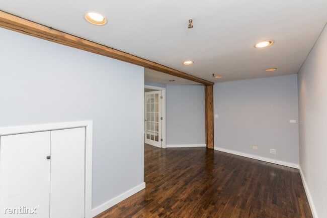 Building Photo - 2650 W Belden Ave