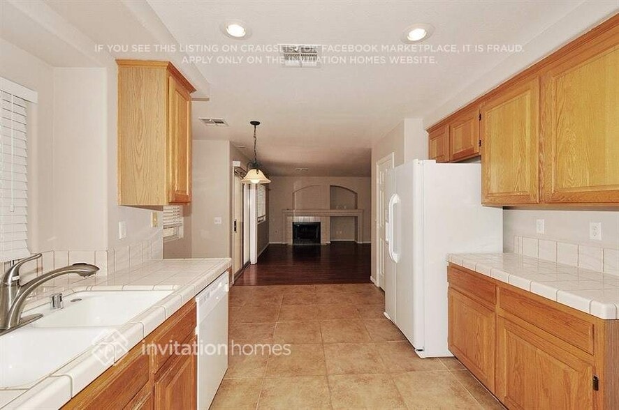 Building Photo - 1700 Dixie Peak Ct