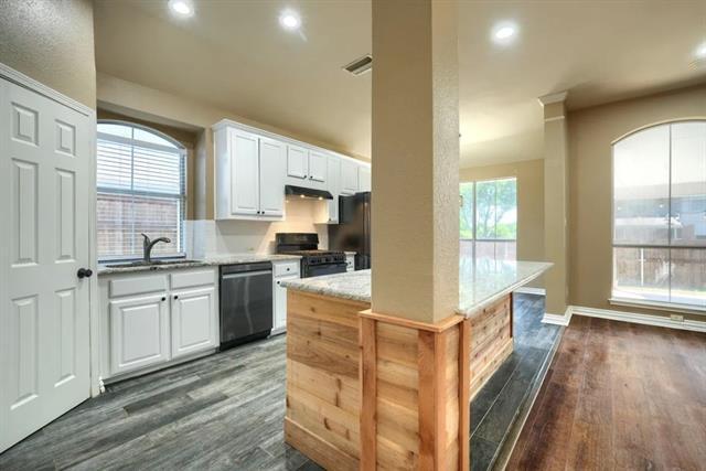 Building Photo - 3403 Chapelwood Dr
