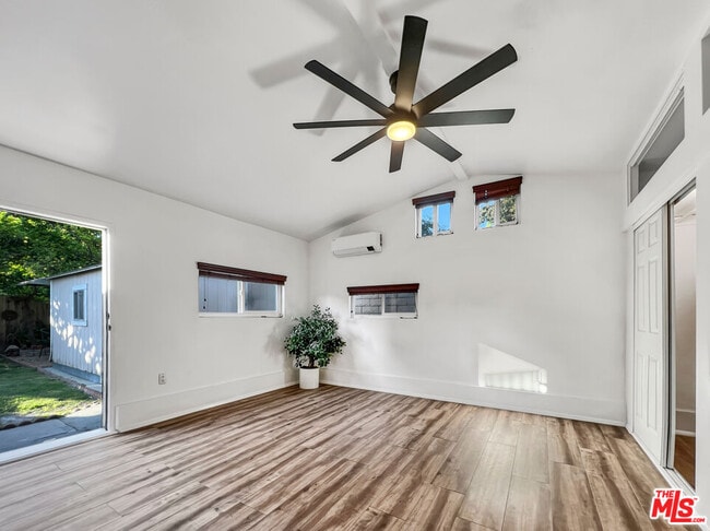 Building Photo - 3962 Tivoli Ave