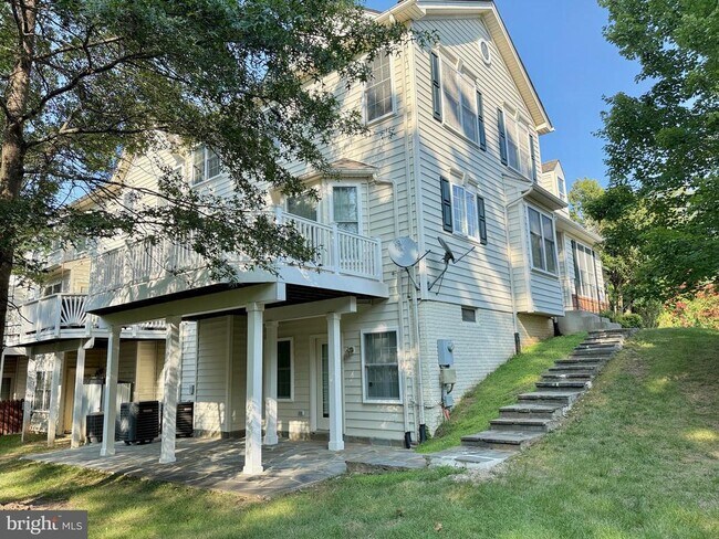 Building Photo - 5624 Arrowfield Terrace