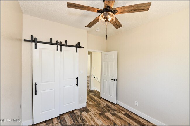 Building Photo - 3413 Tea Rose Pl