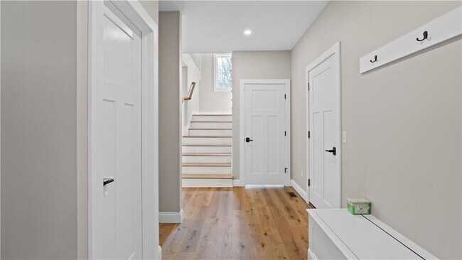 Building Photo - 1241 Saugatucket Rd