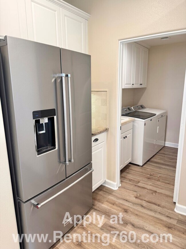 Building Photo - 7961 Borrego Ct