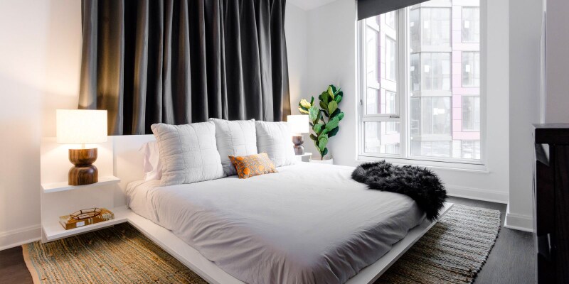 Building Photo - 958 W Altgeld St