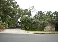 Building Photo - Batts House Apartments