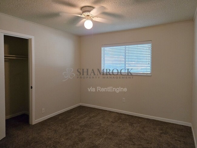 Building Photo - 1105 Willard