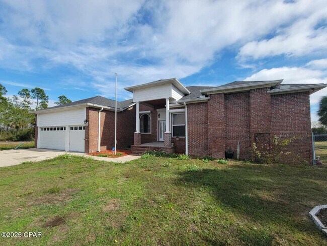 Building Photo - 7327 Rodgers Dr