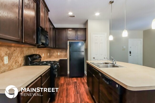 Building Photo - 2046 Lost Pine Ct