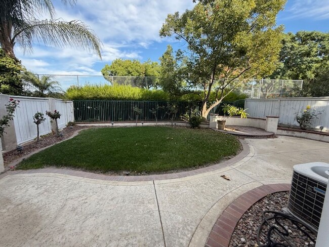 Building Photo - Single Family Residence in Anaheim Hills