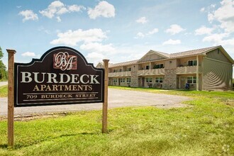 Building Photo - Burdeck Street Apartments