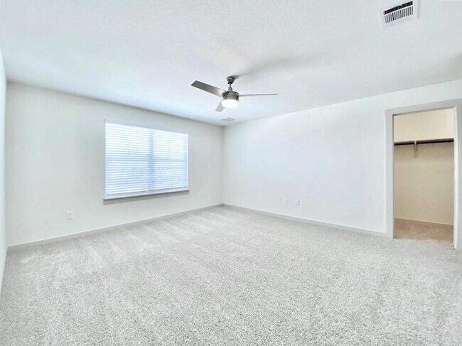 Building Photo - 1056 Winnsboro Lp