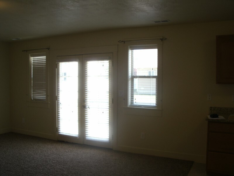 Building Photo - 488 2670 W