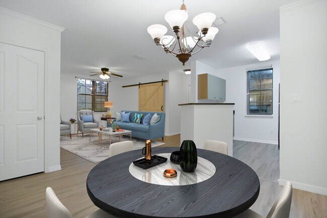 Building Photo - New Rental!