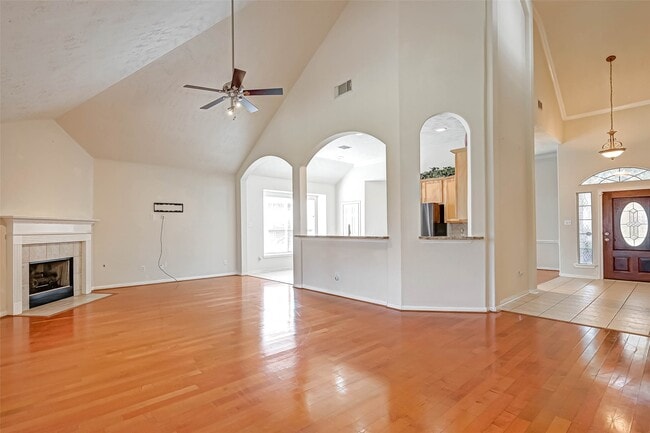 Building Photo - 16635 Bishop Knoll Ln