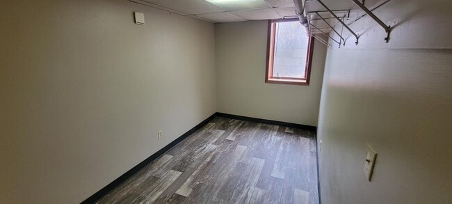 Building Photo - 20 N Willow St